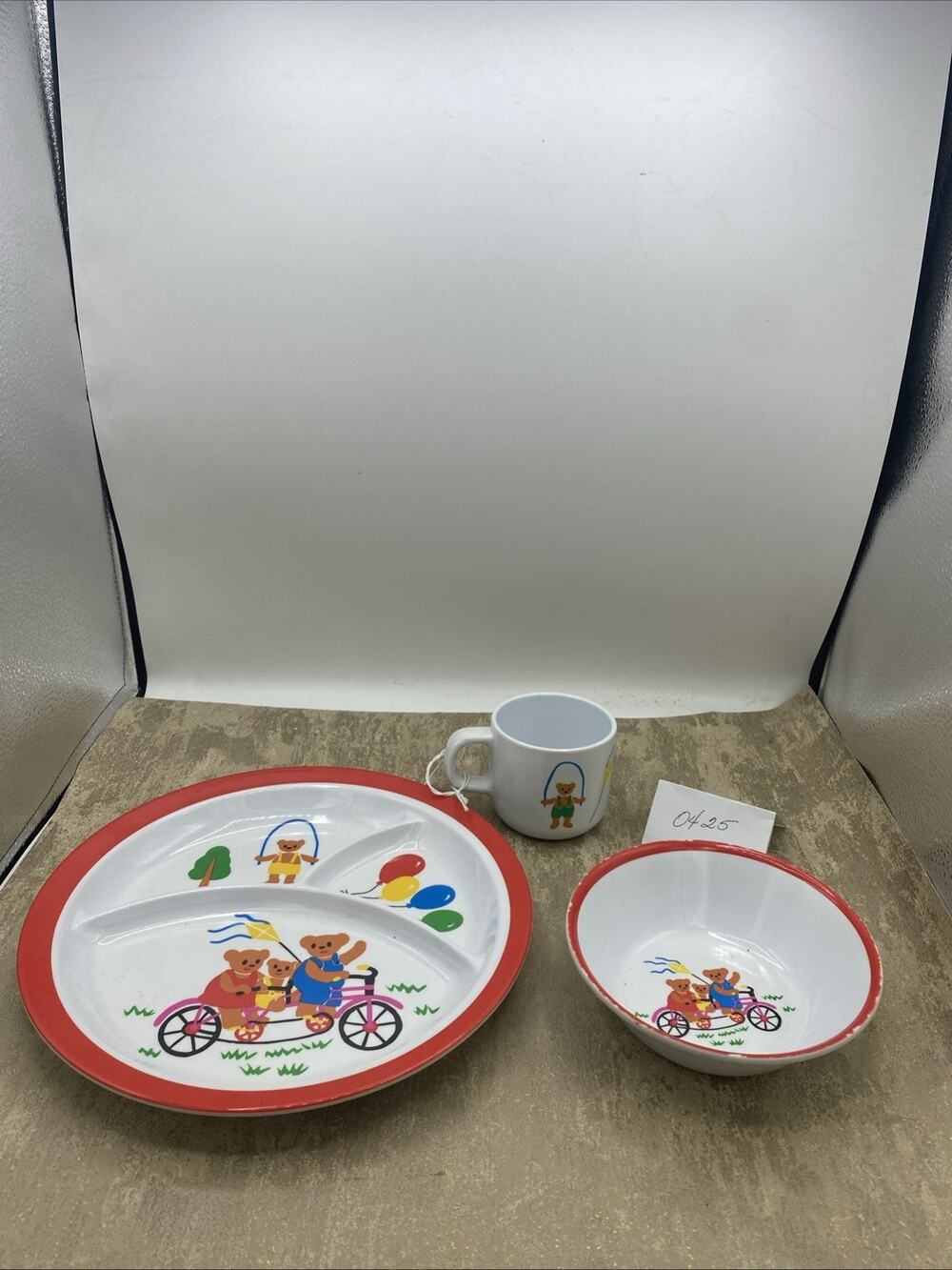 Vtg K & L Child's Red/White BEAR 3pc Dish Set Mug/Cup Bowl Plate